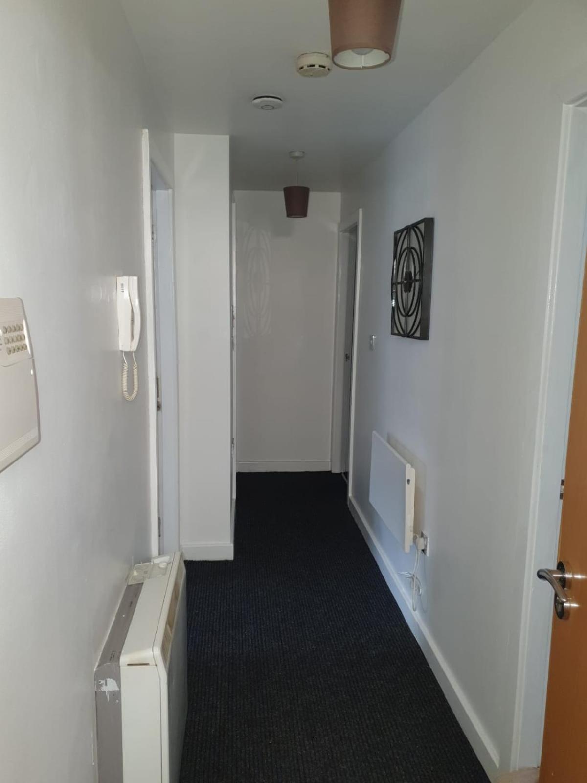 Quiet 2 Bedroom Flat In Darlington With Free Parking, Wi-Fi And More Buitenkant foto