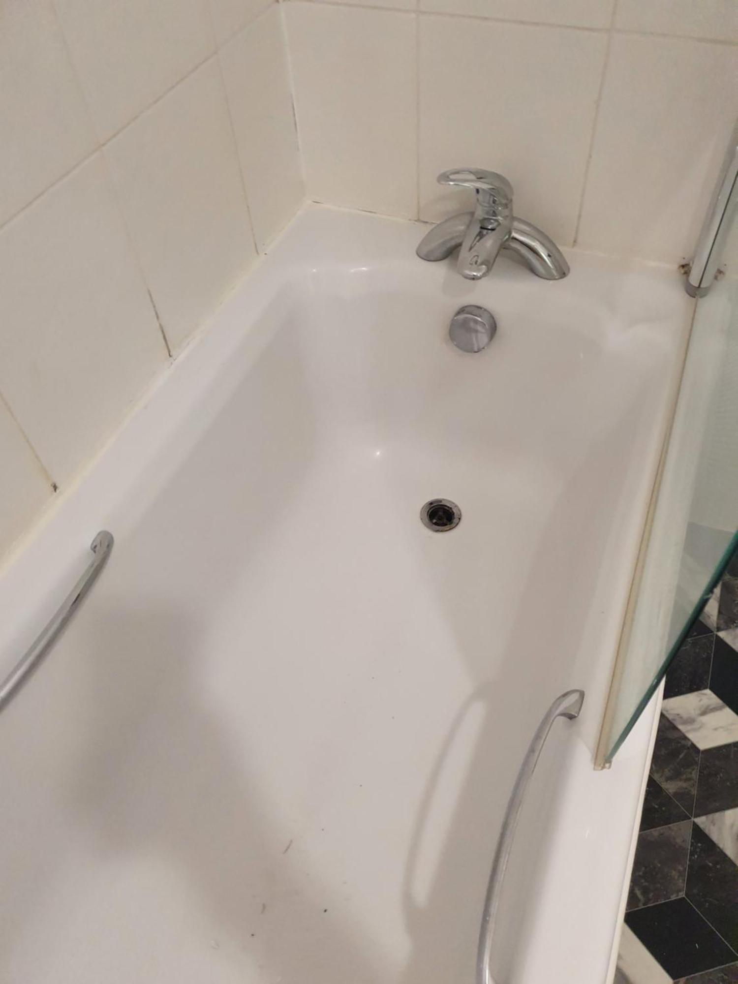 Quiet 2 Bedroom Flat In Darlington With Free Parking, Wi-Fi And More Buitenkant foto