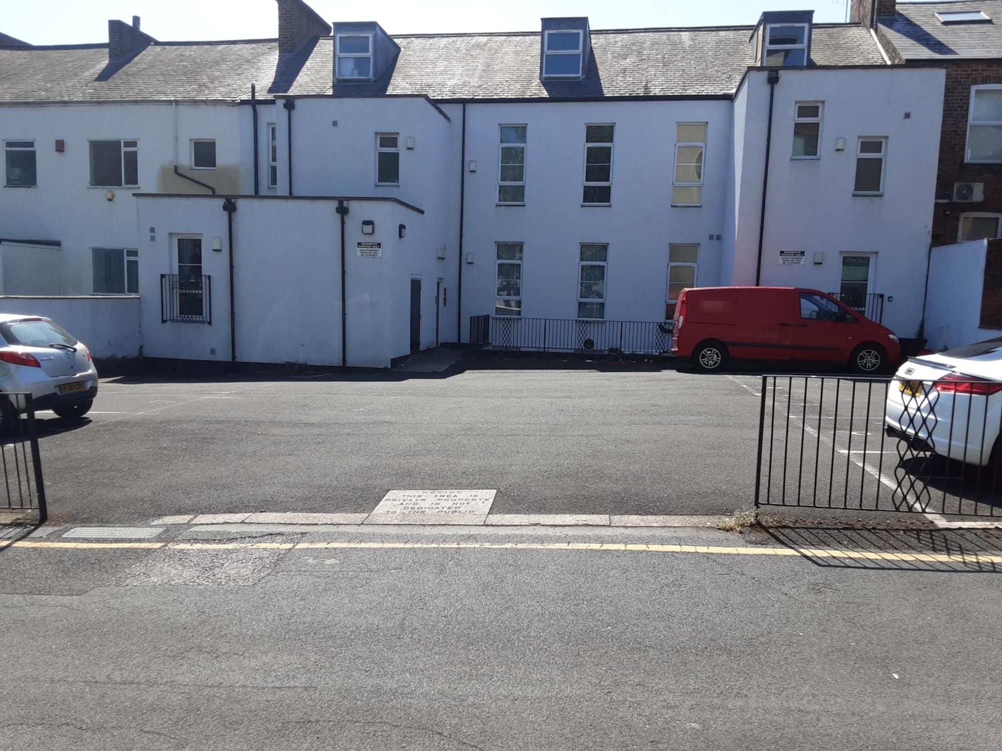 Quiet 2 Bedroom Flat In Darlington With Free Parking, Wi-Fi And More Buitenkant foto
